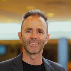 Dennis R Parodi Ons team - Rythovius